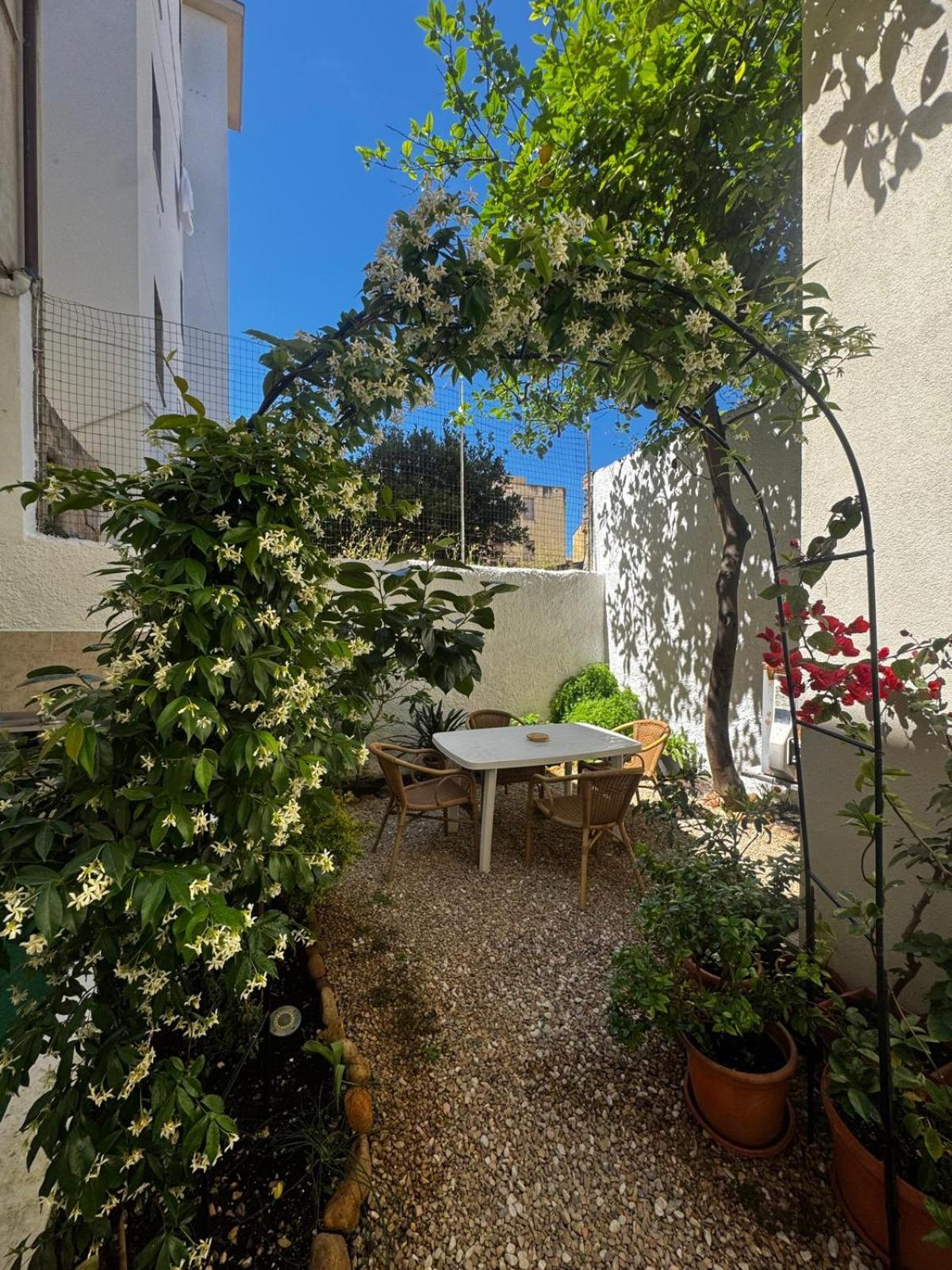 Flowered House With Garden Alghero Exterior foto
